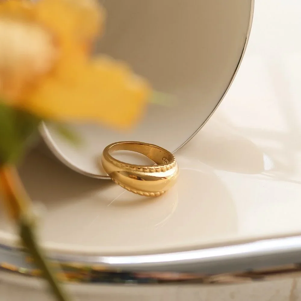 NEW 18K Gold Plated Braided Wide Curve Ring